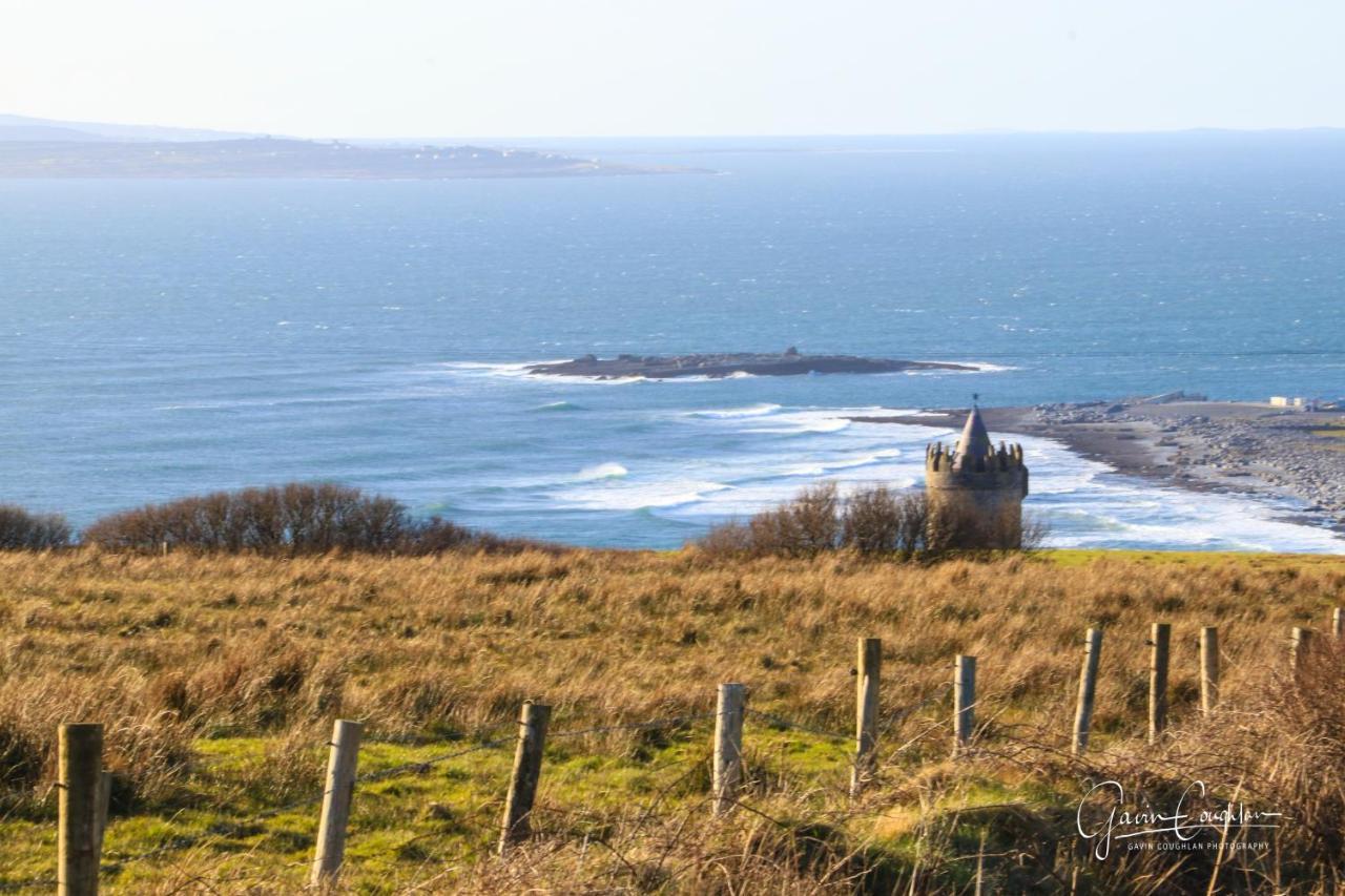 Ocean Breeze Apartment Lahinch Buitenkant foto