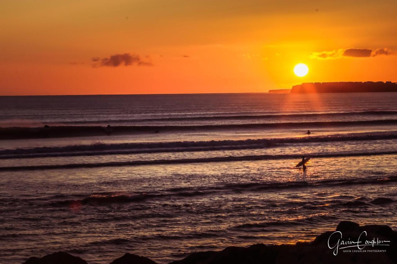 Ocean Breeze Apartment Lahinch Buitenkant foto